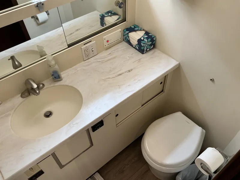 Slide: The Image of Hatteras 53 ED 1985 - 52