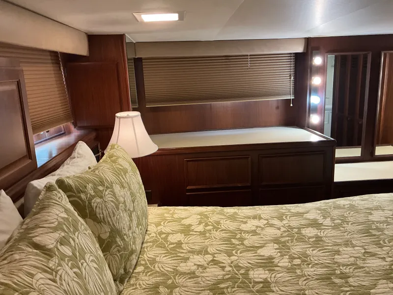 Slide: The Image of Hatteras 53 ED 1985 - 57