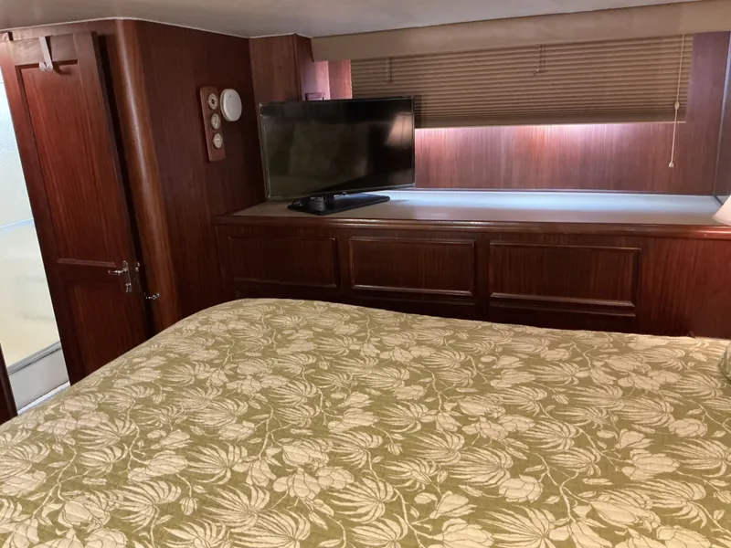 Slide: The Image of Hatteras 53 ED 1985 - 59