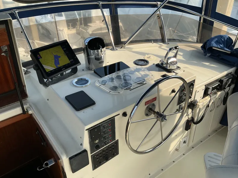 Slide: The Image of Hatteras 53 ED 1985 - 63