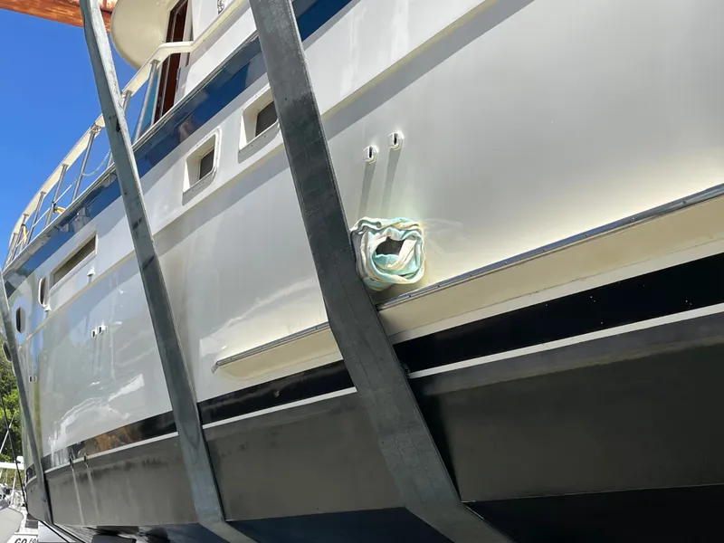 Slide: The Image of Hatteras 53 ED 1985 - 9