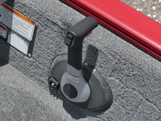 Slide: The Image of Tracker Pro Guide V-175 SC 2017 - 17