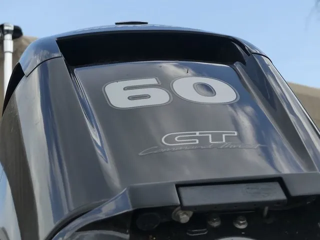 Slide: The Image of Sun Tracker Party Barge 20 DLX 2023 - 10