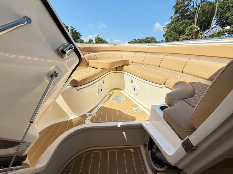 Slide: The Image of Pursuit ST 310 Sport 2014 - 55