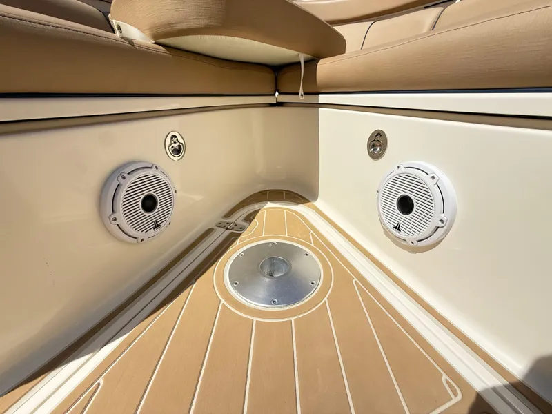 Slide: The Image of Pursuit ST 310 Sport 2014 - 56