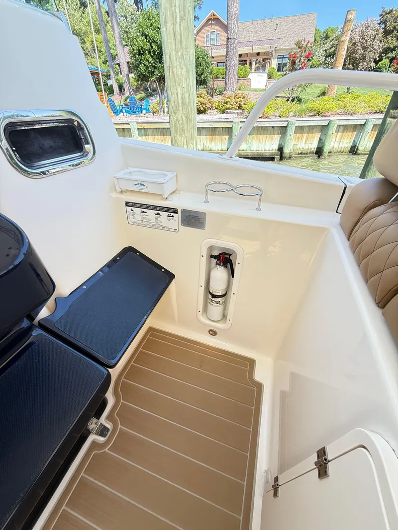 Slide: The Image of Pursuit ST 310 Sport 2014 - 61