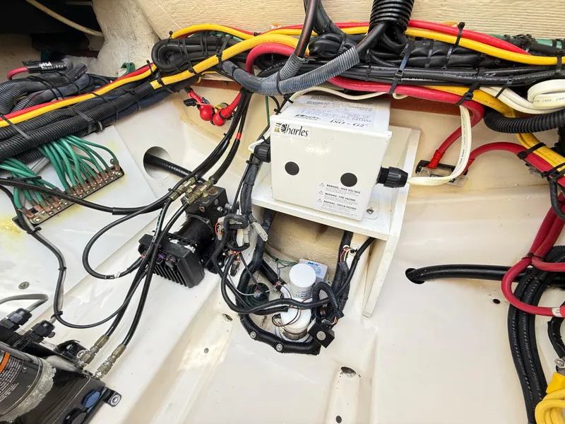 Slide: The Image of Pursuit ST 310 Sport 2014 - 68