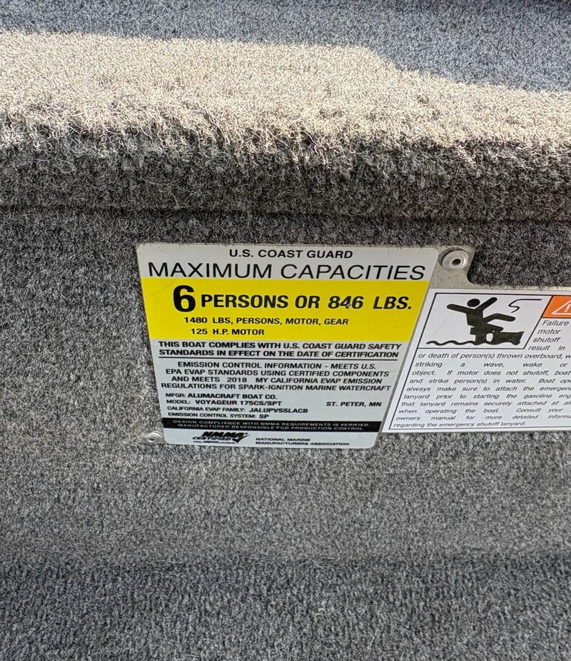 Slide: The Image of 2018 Alumacraft Voyageur 175 Sport capacity label: 6 persons or 846 lbs, 125 HP motor. - 20