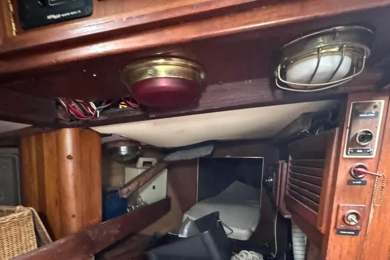 Slide: The Image of Aft storage space - 53