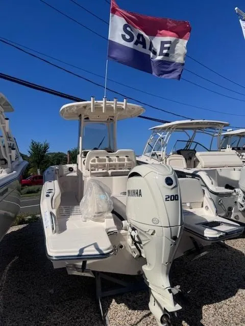 Slide: The Image of 2025 Grady-White 216 Fisherman boat for sale with Yamaha 200 engine. - 3