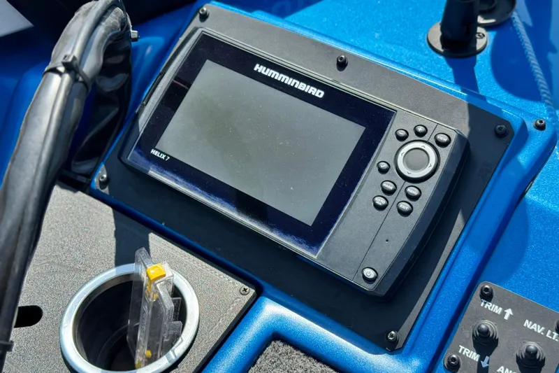 Slide: The Image of 2021 Vexus AVX1980 boat dashboard with Humminbird Helix 7 fish finder. - 10