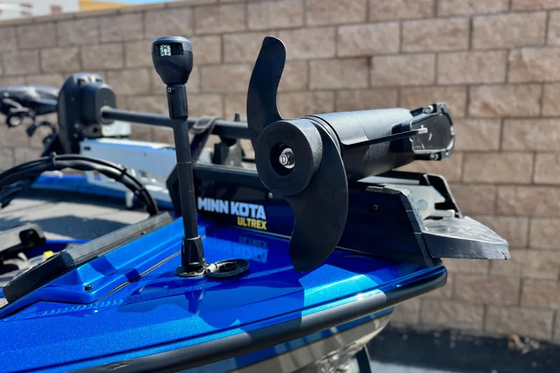 Slide: The Image of 2021 Vexus AVX1980 boat with Minn Kota Ultrex trolling motor, blue finish. - 7