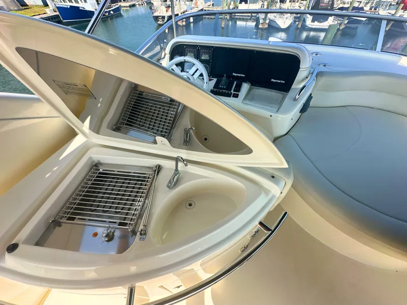 Slide: The Image of Azimut 55E 2010 - 60