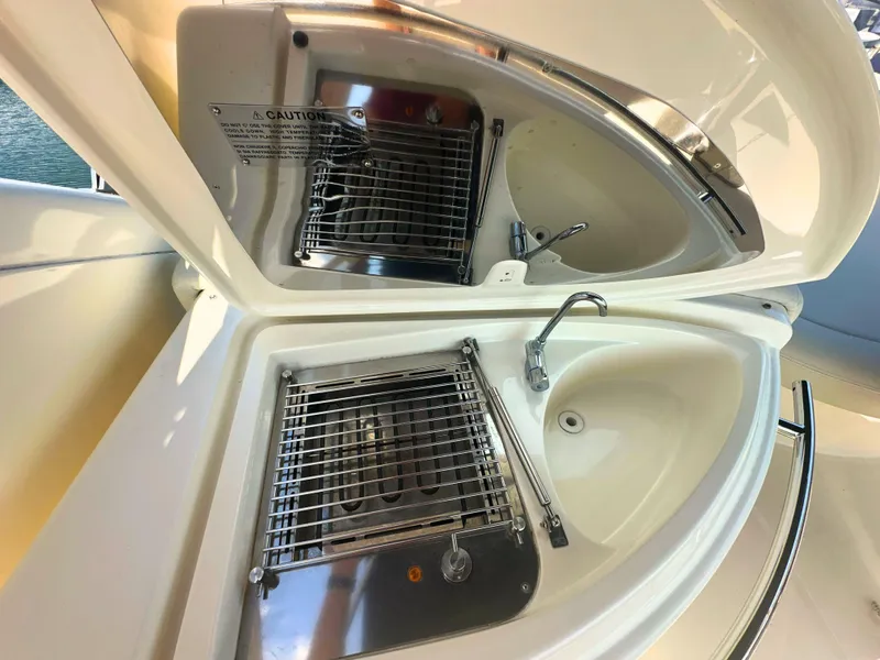 Slide: The Image of Azimut 55E 2010 - 61