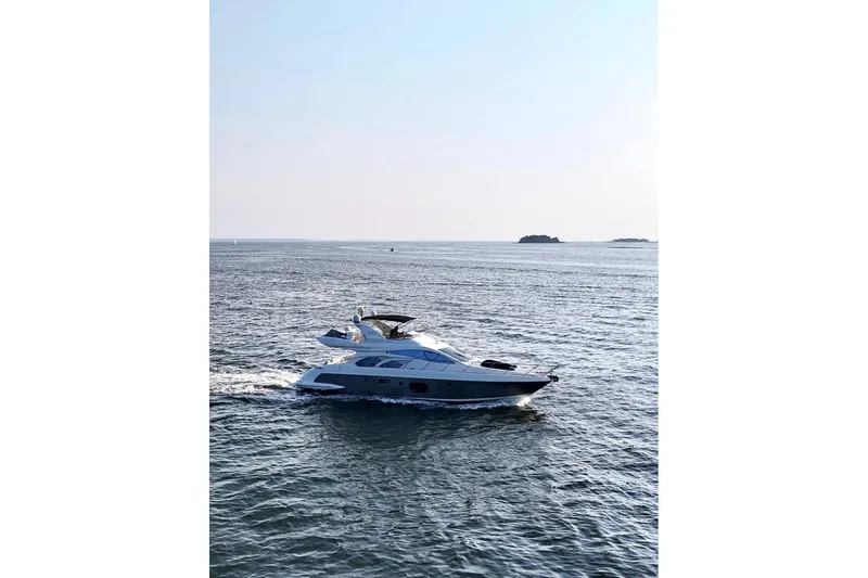 Slide: The Image of Azimut 55E 2010 - 70