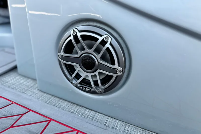 Slide: The Image of Manitou 25 XT RFXW 2023 - 21