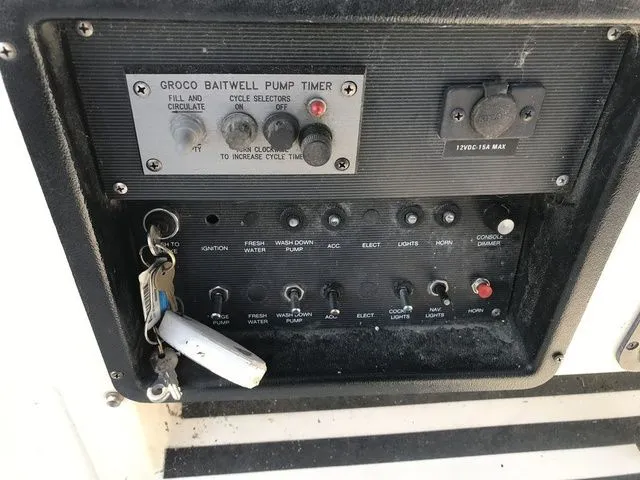 Slide: The Image of Sea Ray Laguna 21 1991 - 11