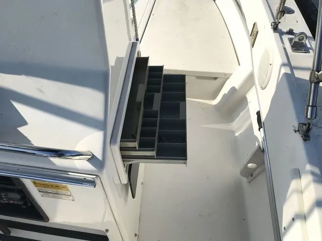 Slide: The Image of Sea Ray Laguna 21 1991 - 16