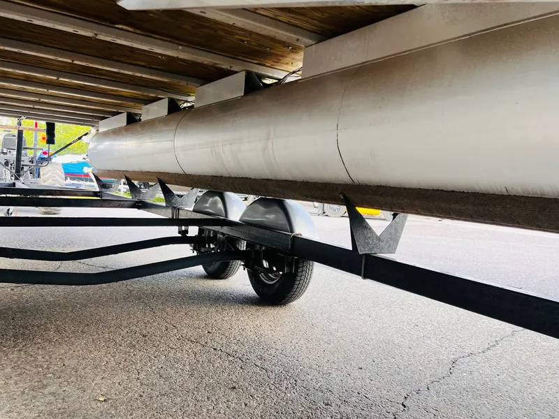 Slide: The Image of Crest Crest III 1996 - 6