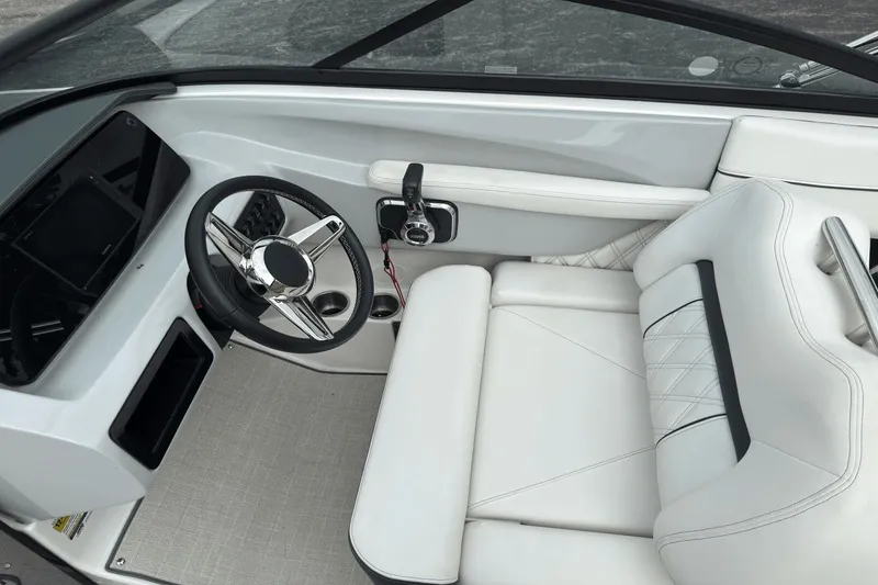 Slide: The Image of Regal LS2 2020 - 11