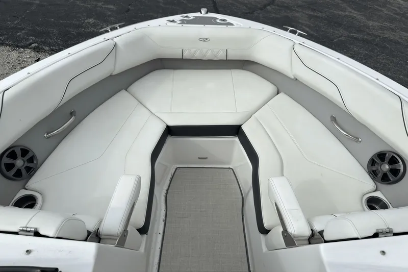 Slide: The Image of Regal LS2 2020 - 15