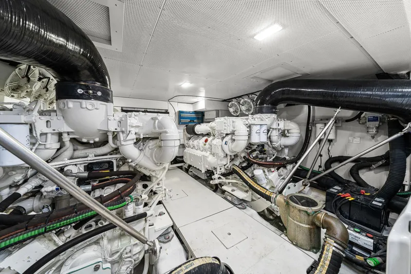 Slide: The Image of Galeon 680 Fly 2021 - 108