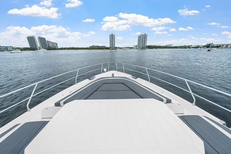 Slide: The Image of Galeon 680 Fly 2021 - 69