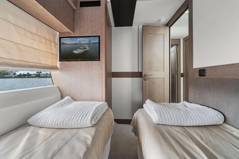 Slide: The Image of Galeon 680 Fly 2021 - 88