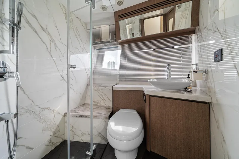 Slide: The Image of Galeon 680 Fly 2021 - 90