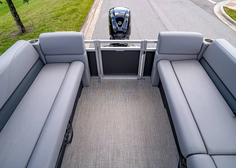 Slide: The Image of Tahoe SLT 23' Quad Lounge 2025 - 24