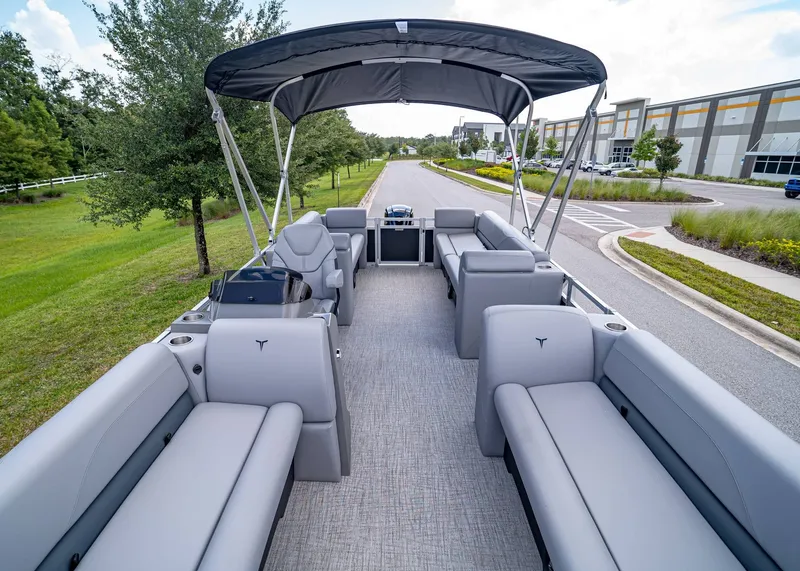 Slide: The Image of Tahoe SLT 23' Quad Lounge 2025 - 8