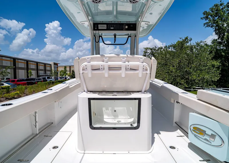 Slide: The Image of Sea Hunt Gamefish 27 Forward Seating 2026 - 12