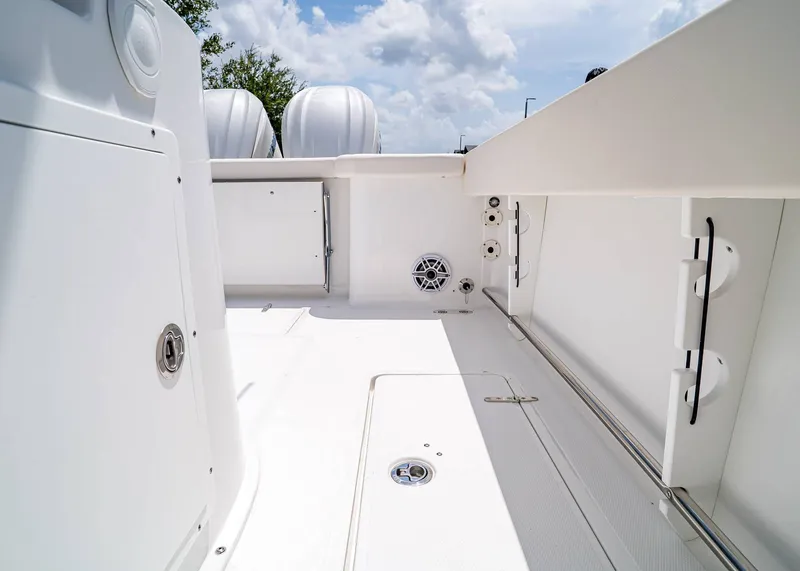 Slide: The Image of Sea Hunt Gamefish 27 Forward Seating 2026 - 15