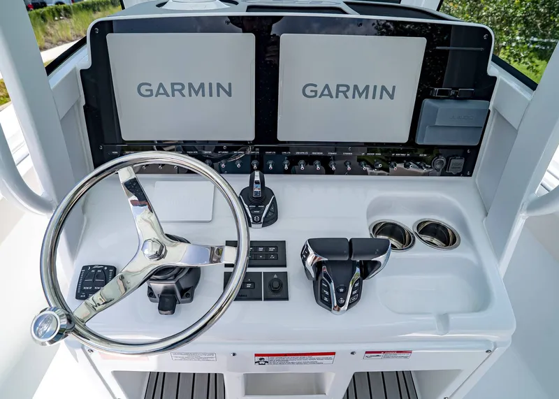 Slide: The Image of Sea Hunt Gamefish 27 Forward Seating 2026 - 20