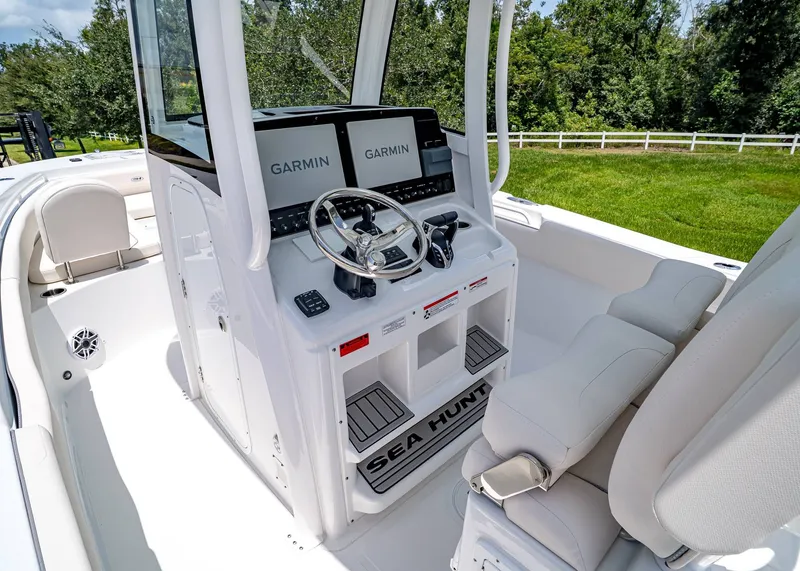 Slide: The Image of Sea Hunt Gamefish 27 Forward Seating 2026 - 22