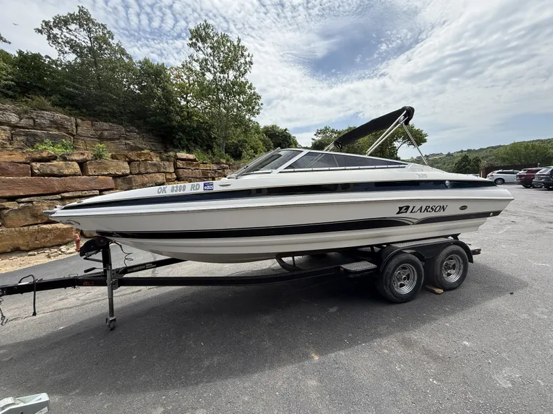 Slide: The Image of Larson LXi 228 2005 - 4