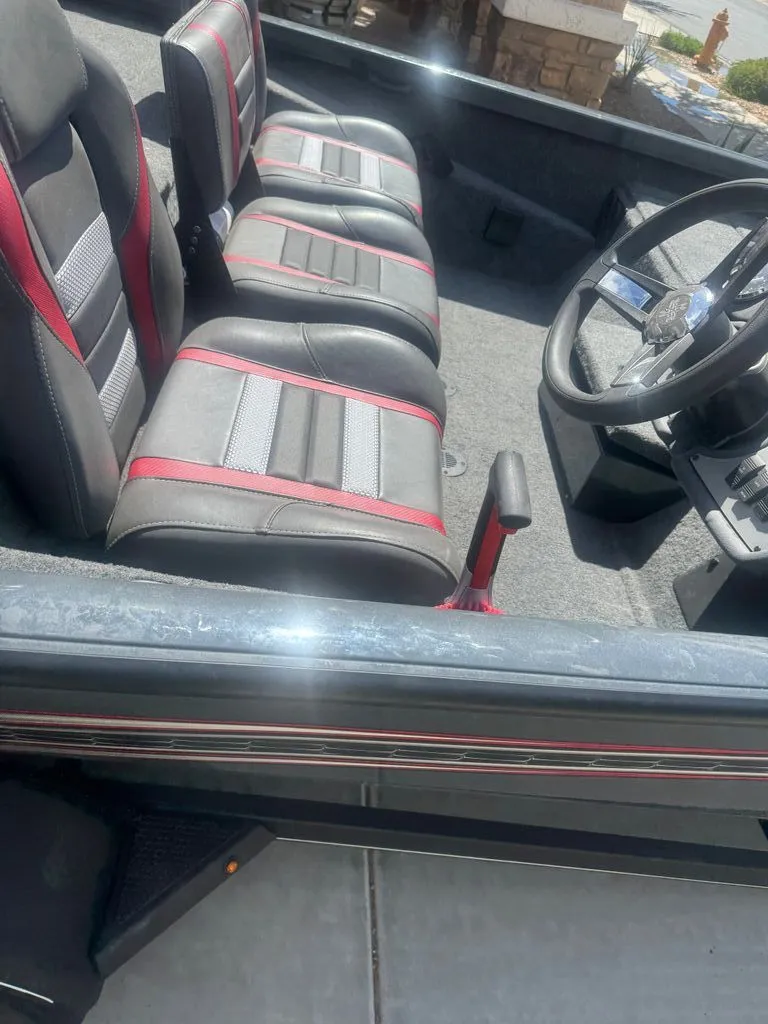 Slide: The Image of Ranger RT 188P 2021 - 6