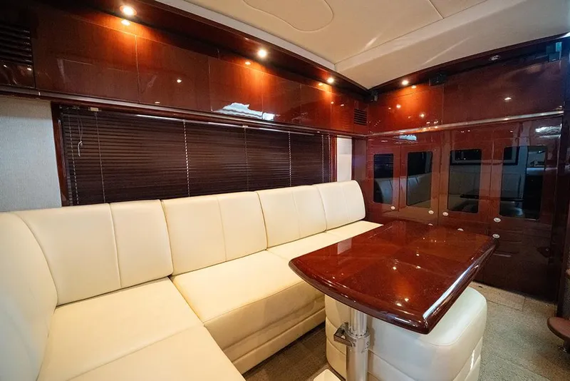 Slide: The Image of Salon - 22