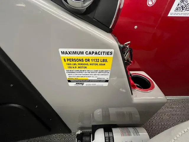 Slide: The Image of 2025 Barletta ARIA 20QC capacity label, showing maximum of 8 persons or 1132 lbs. - 19