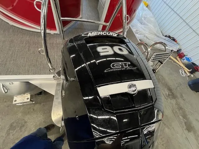 Slide: The Image of 2025 Barletta ARIA 20QC with Mercury 90 GT Command Thrust outboard motor. - 7