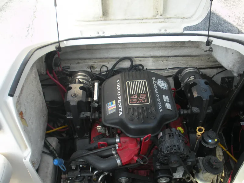 Slide: The Image of Volvo Penta engine in 2008 Seaswirl Striper 2101 Alaskan boat, detailed view. - 12