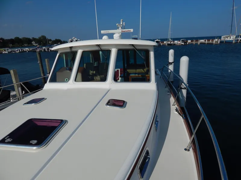 Slide: The Image of Sabre 40 Sedan 2010 - 51