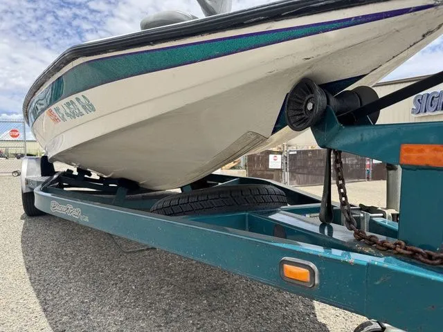 Slide: The Image of Blazer 202 Pro-V 2005 - 14