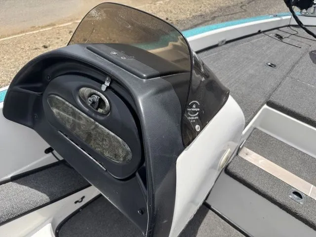 Slide: The Image of Blazer 202 Pro-V 2005 - 32