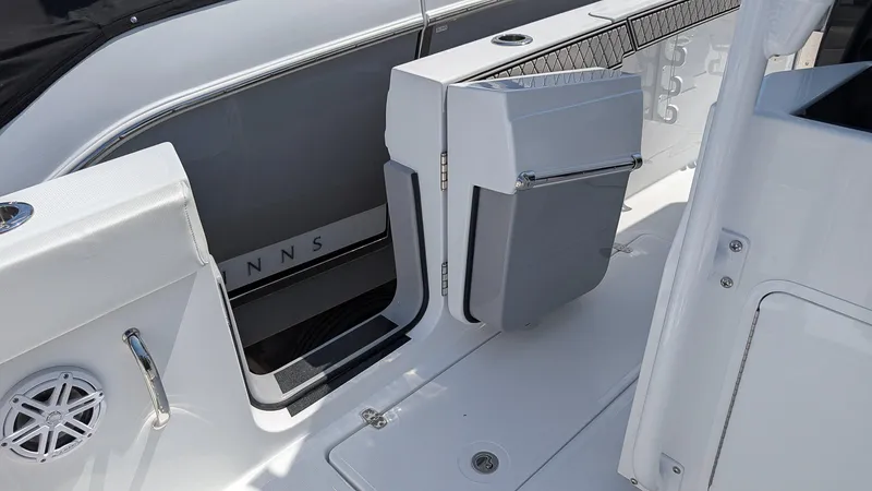 Slide: The Image of 2026 Wellcraft 302 Fisherman boat interior with sleek design and modern features. - 8