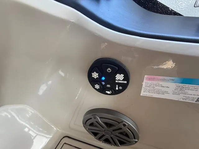 Slide: The Image of Control panel and speaker on 2022 Premier 250 Sunsation boat. - 25