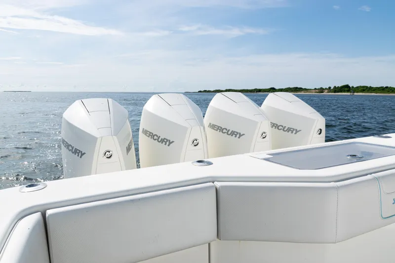 Slide: The Image of SeaVee 390 2021 - 66