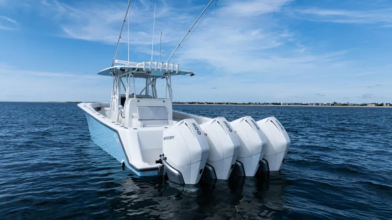 Slide: The Image of SeaVee 390 2021 - 73