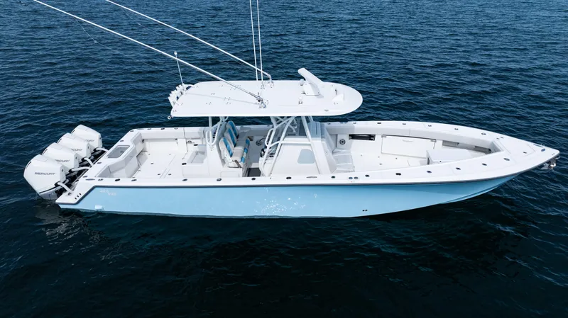 Slide: The Image of SeaVee 390 2021 - 74