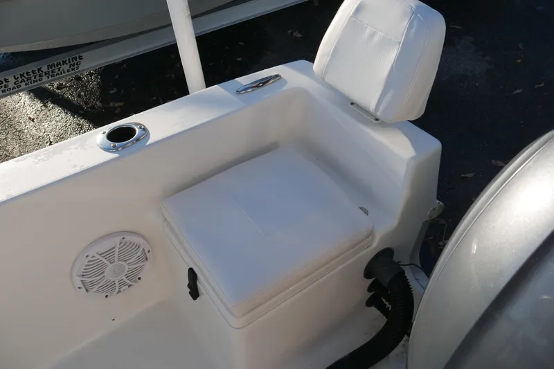 Slide: The Image of KenCraft Challenger 21 boat seat with speaker and rod holder, 2018 model. - 16